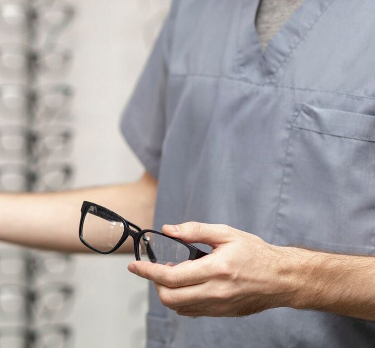 Изготовление линз для очков